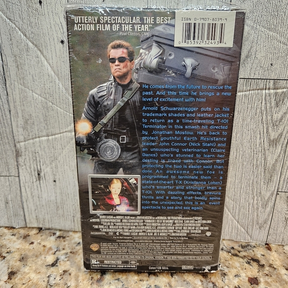 Terminator 3: Rise of the Machines VHS Rated R Arnold Schwarzenegger Action Film - Picture 4 of 7